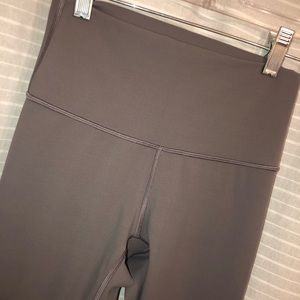 Lululemon Wunder Under High-Rise 28" Full-On Luon